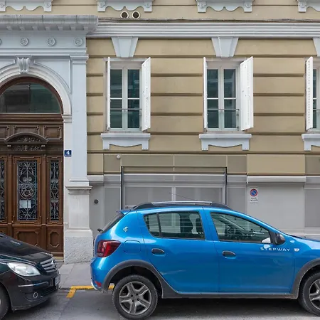 Centro I Belvedere 1 Апартаменти *