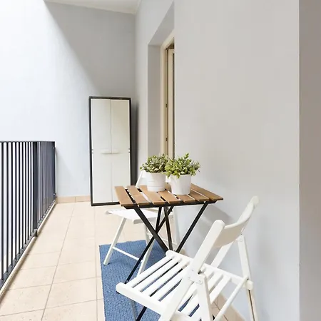 Centro I Belvedere 1 アパート *